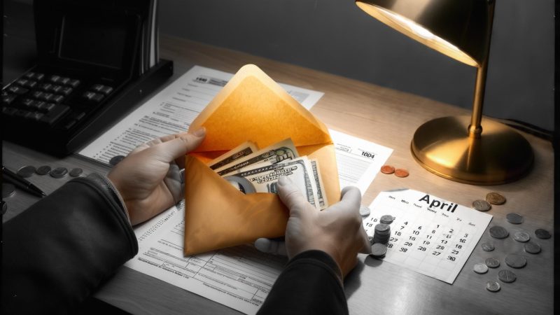 The IRS Is Sitting on Unclaimed Refunds From 2022 — The Deadline to Claim Yours Is April 15, 2026