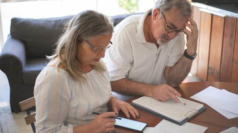 His Wife’s Hidden Debt Surfaced at 61 — What Robert Dillard’s Story Reveals About the Gaps in Economic Relief